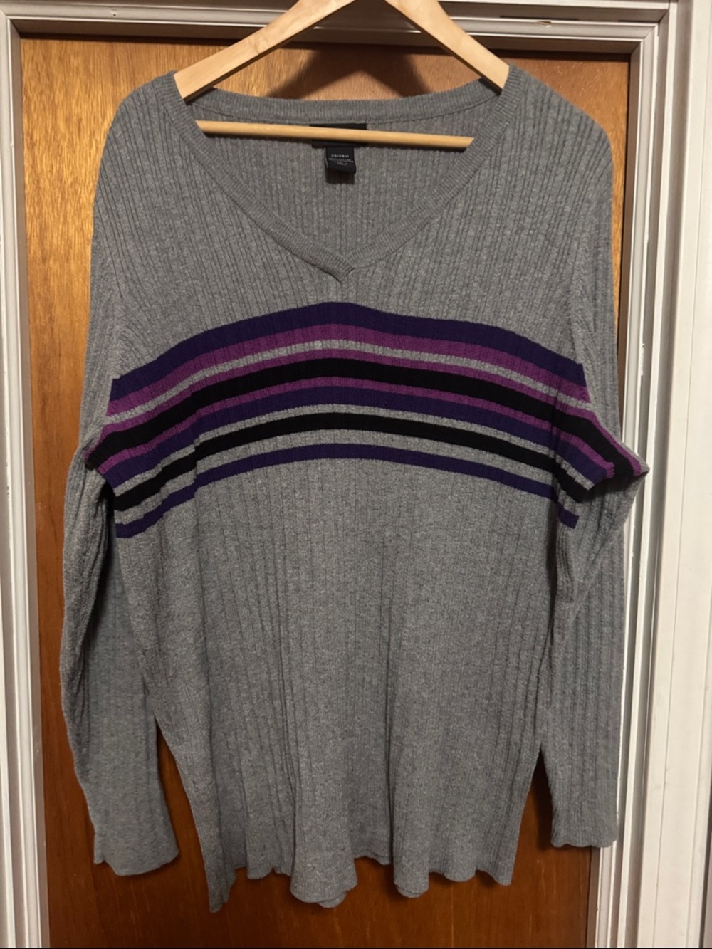 Lane Bryant Gray V-Neck Sweater with Purple and Black Stripes Sz 26/28W